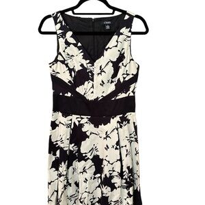 Casual sleeveless dress